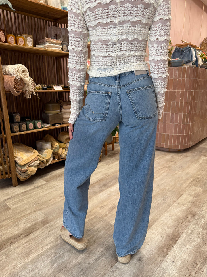 We The Free Nia Boyfriend Jeans / Friday