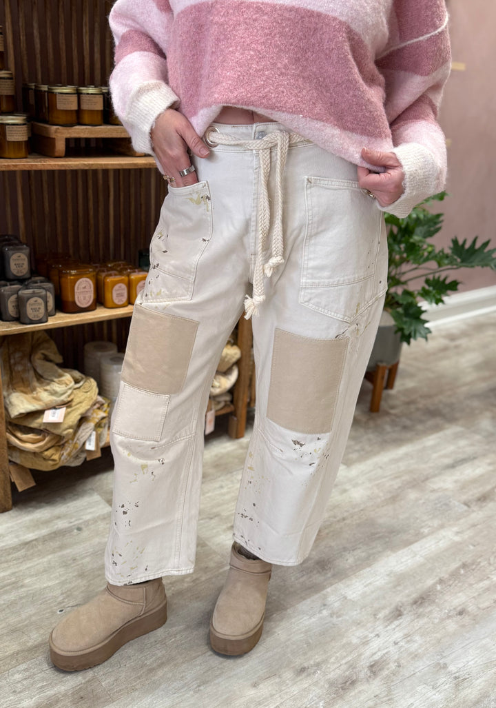 We The Free Moxie Pull-On Barrel Jeans / White