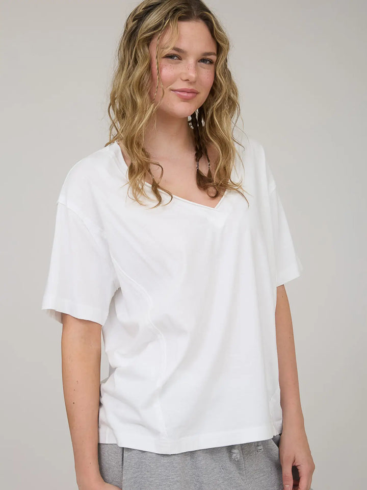 Nova Tee