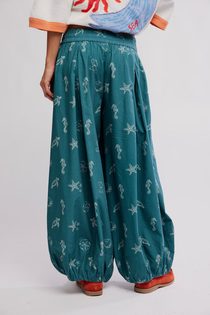 Free People Moonflower Printed Pull-On Balloon Pants / Under the Sea