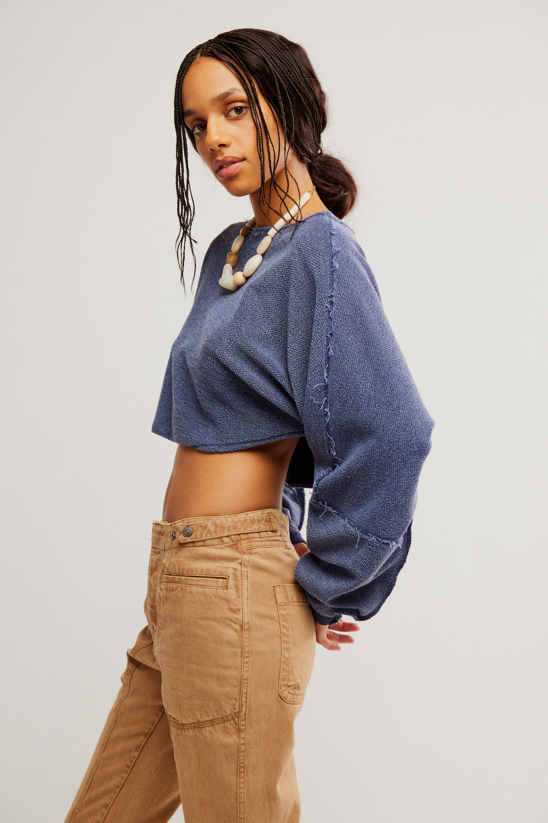 We The Free To The East Pullover / Navy Academy