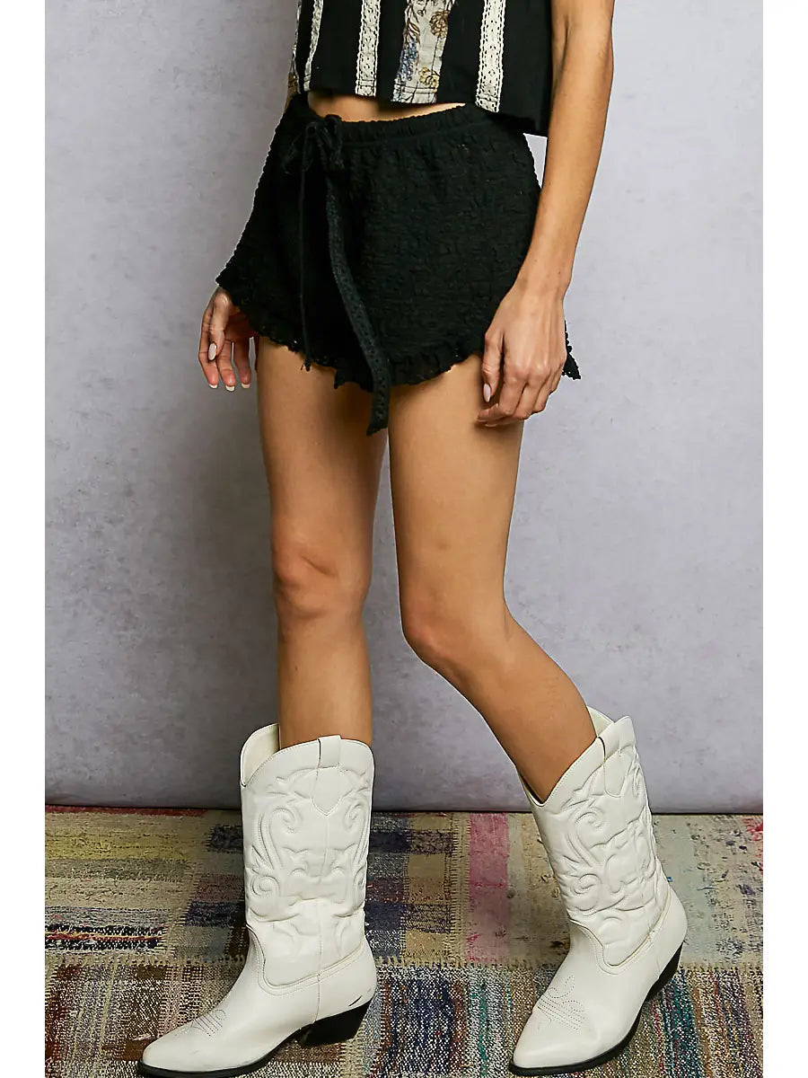 Juliet Lace Shorts / Black
